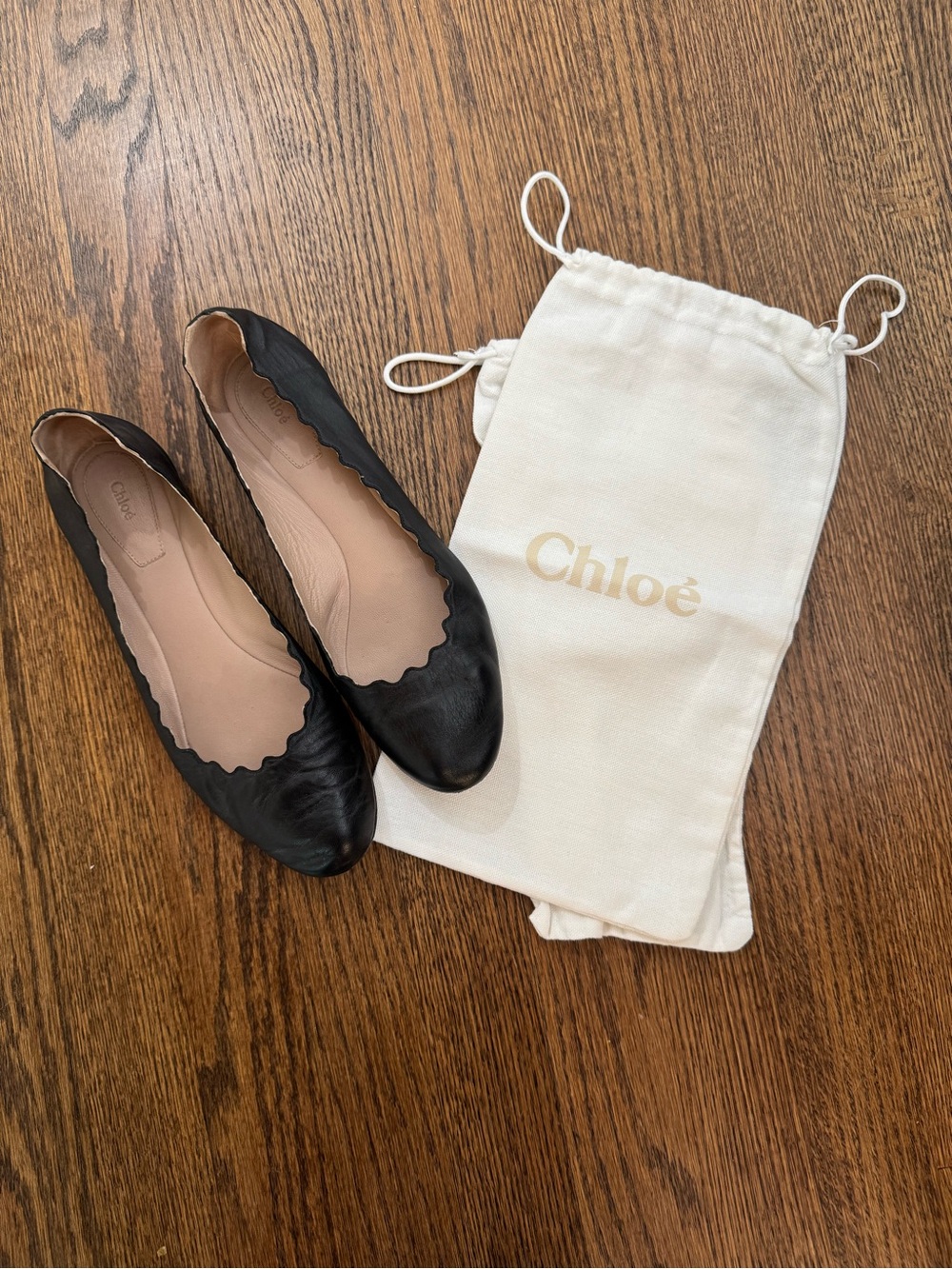 Chloé Black Scalloped Leather Ballet Flats